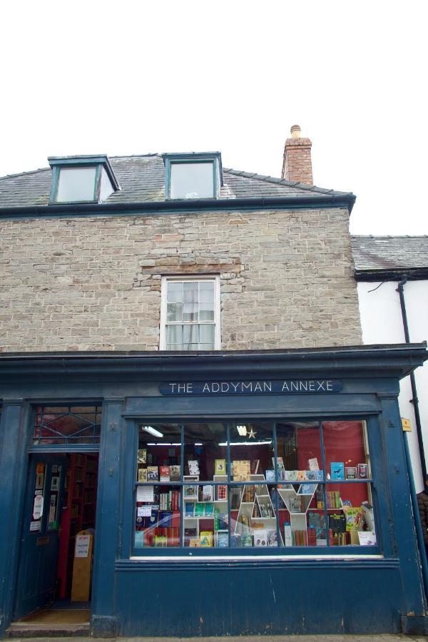 The Pavement Palace Hay-On-Wye Eksteriør billede